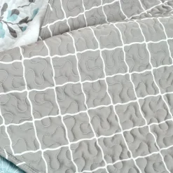 Aprile 3 Piece Quilt Set