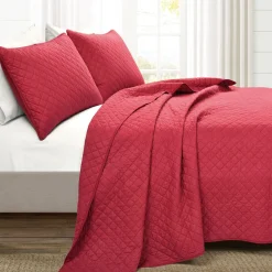 Ava Diamond Oversized Cotton Quilt Set