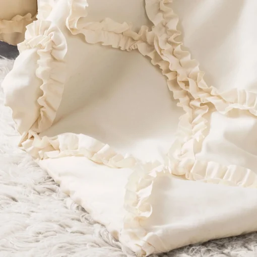 Avon 3 Piece Comforter Set