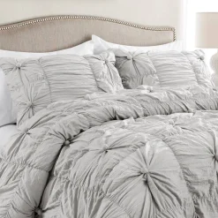 Bella 3 Piece Comforter Set