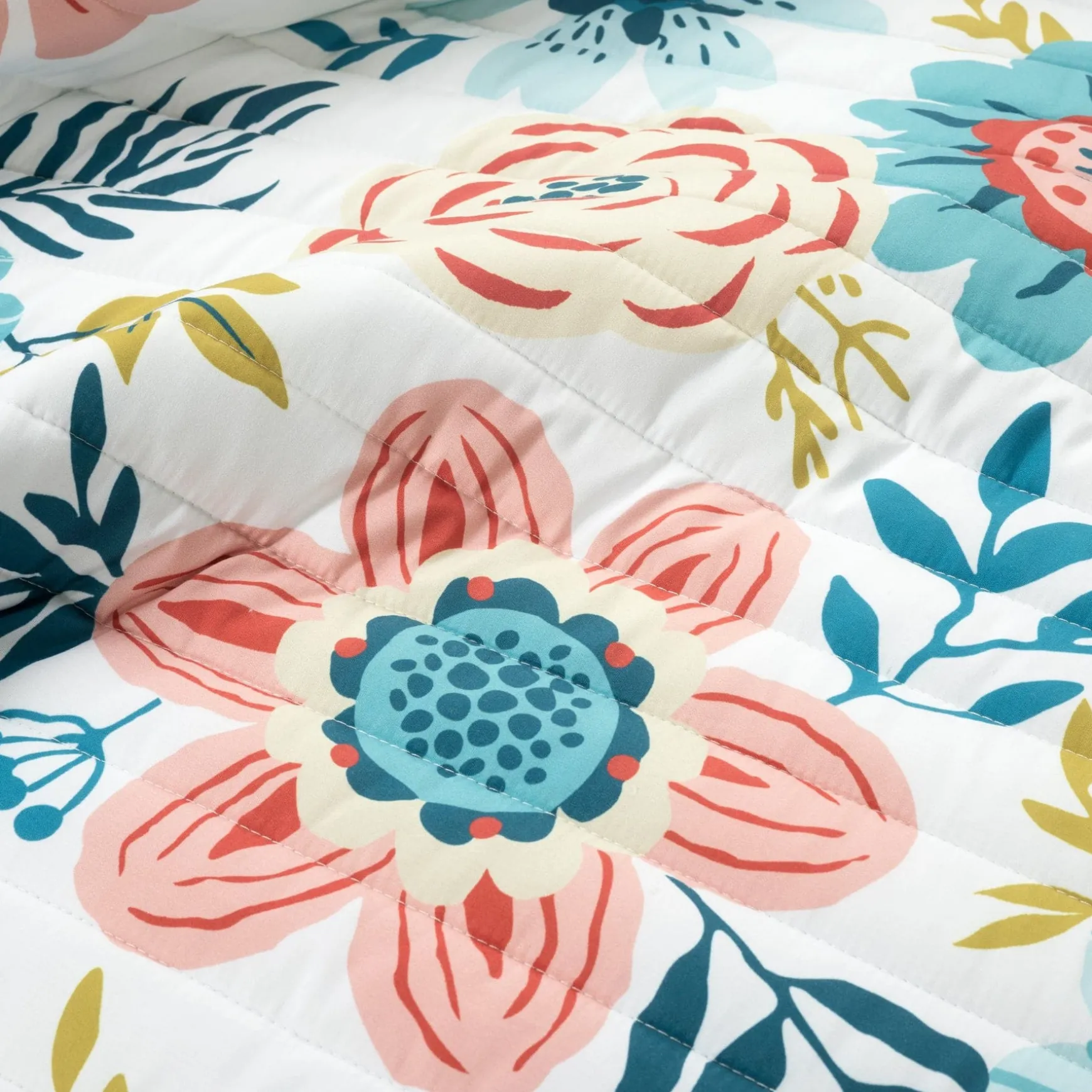 Cottagecore Ariana Flower Reversible Quilt 3 Piece Set