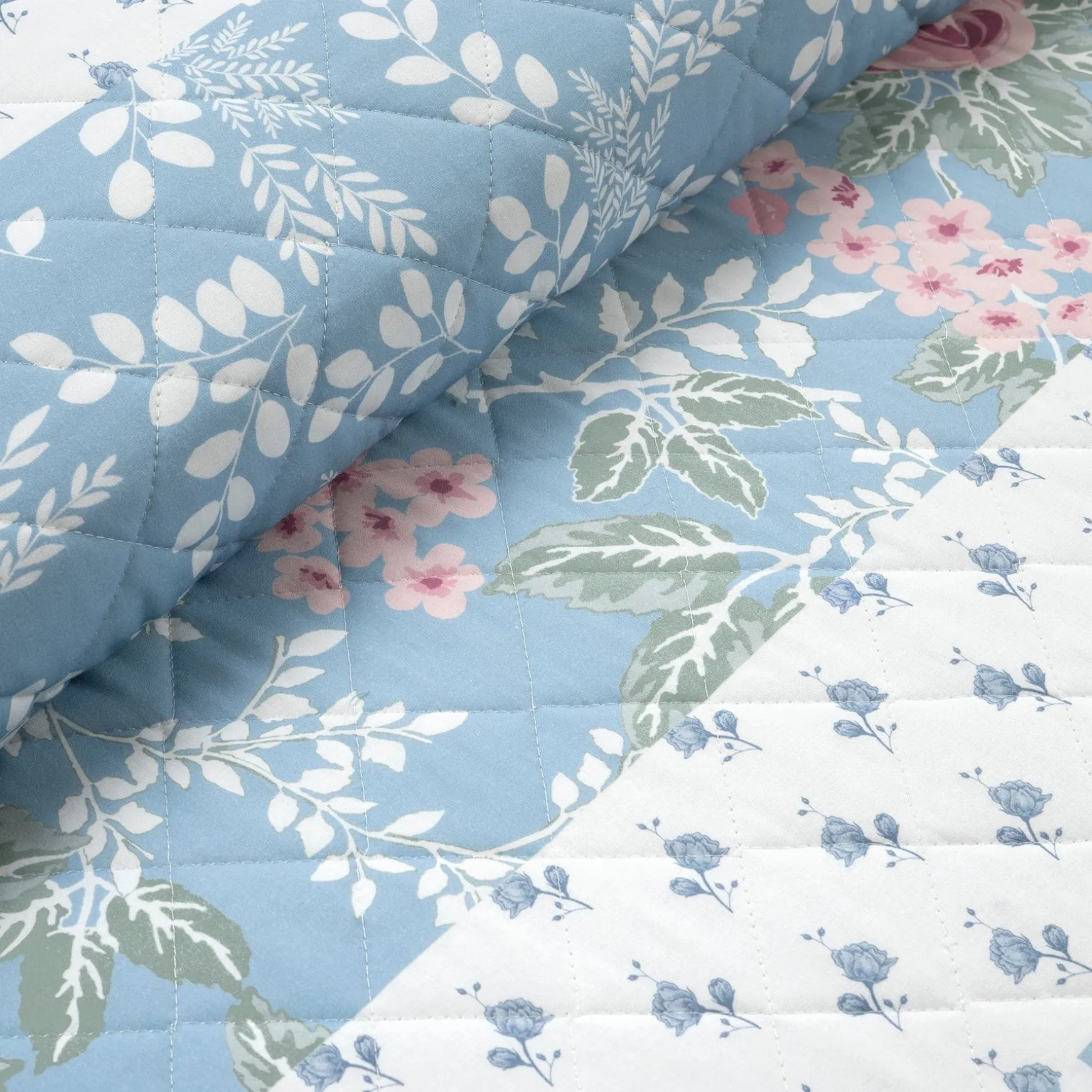 Cottagecore Flower Stripe Cotton Quilt 3 Piece Set