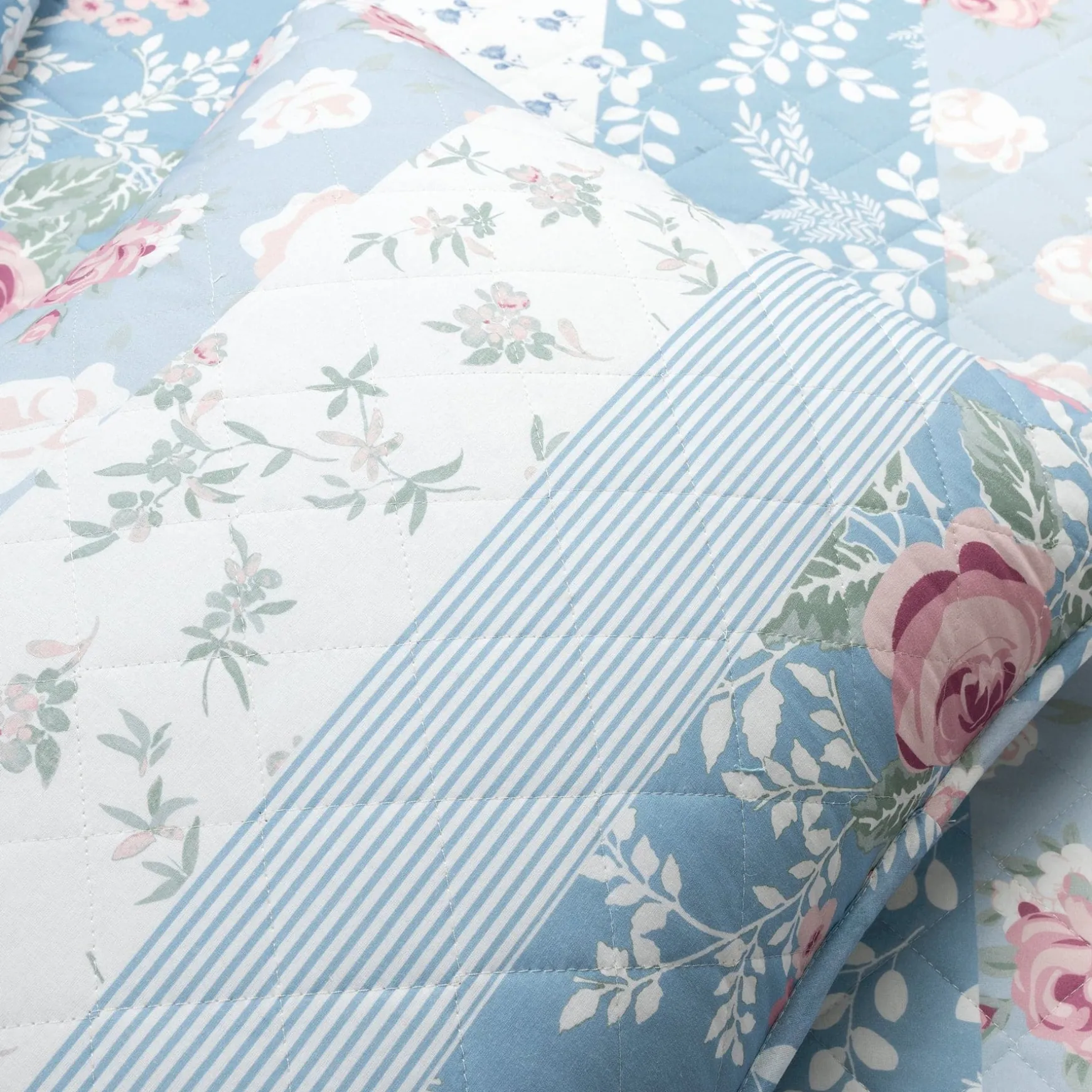 Cottagecore Flower Stripe Cotton Quilt 3 Piece Set