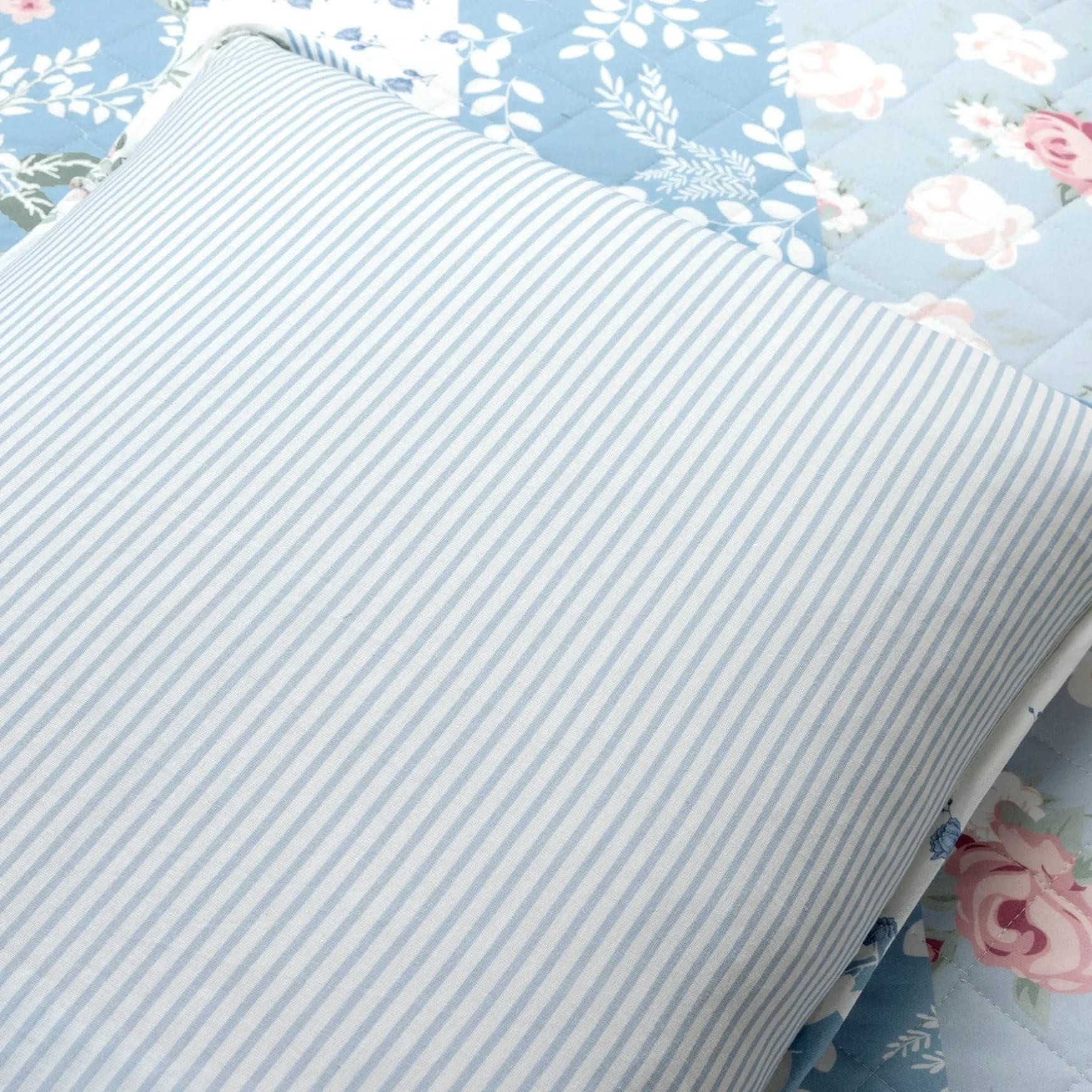 Cottagecore Flower Stripe Cotton Quilt 3 Piece Set