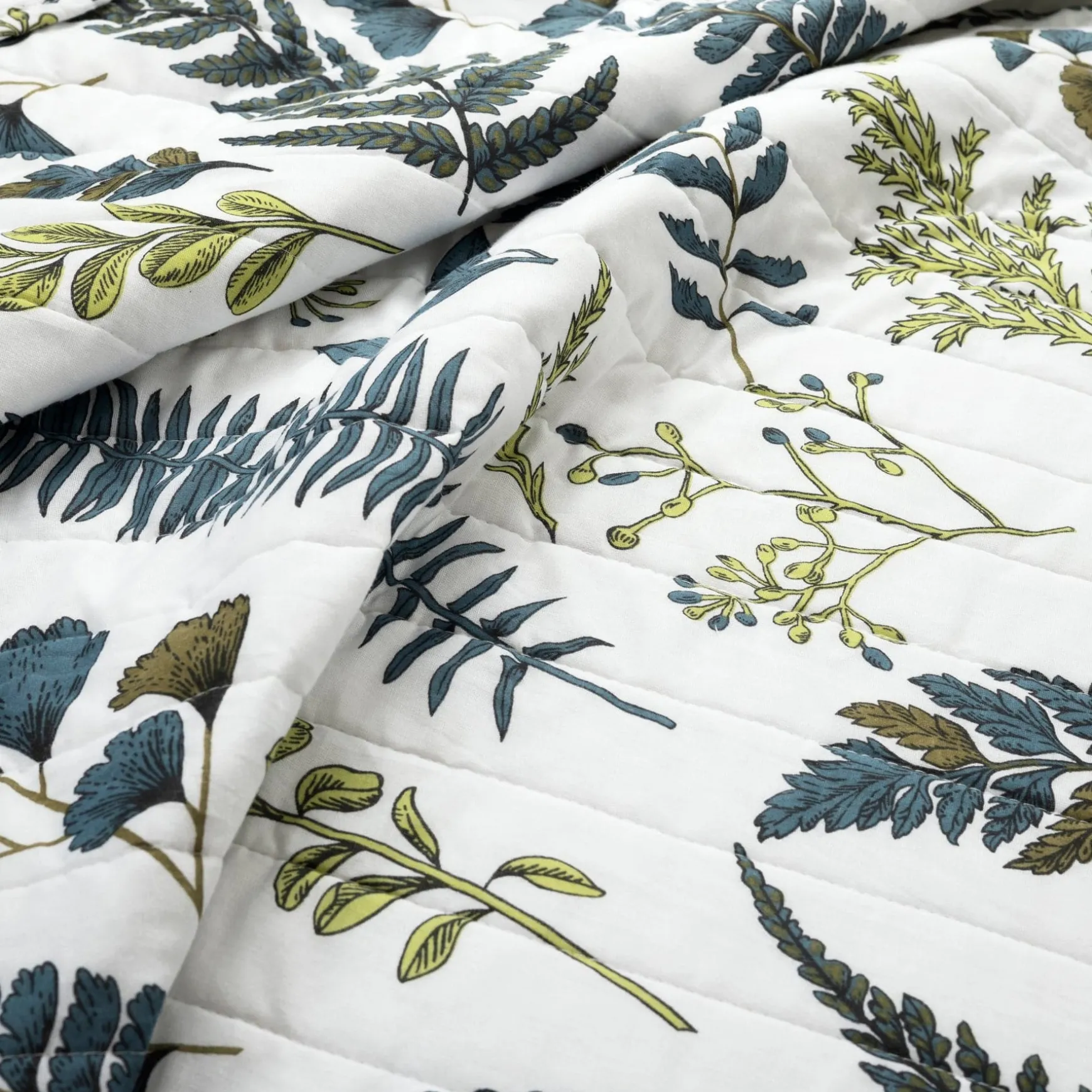 Devonia All Over Cotton Quilt 3 Piece Set