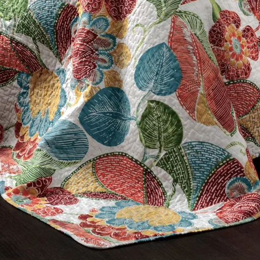 Layla 3 Piece Quilt Set