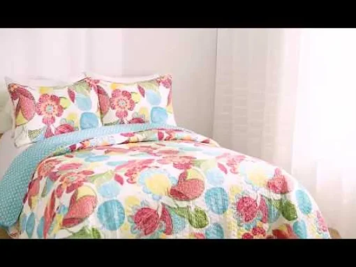 Layla 3 Piece Quilt Set