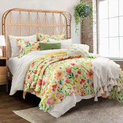 Leilani Watercolor Scallop Edged Floral 3 Piece Quilt Set