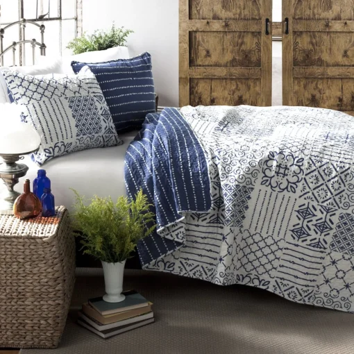 Monique 3 Piece Quilt Set