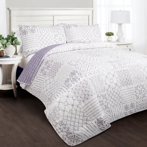 Monique 3 Piece Quilt Set