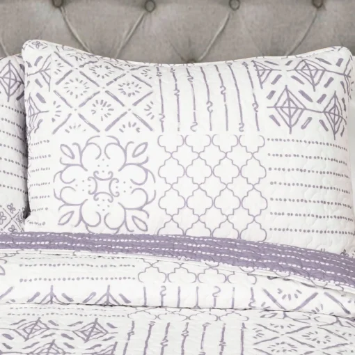 Monique 3 Piece Quilt Set
