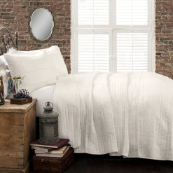 Pom Pom Stripe Quilt 3 Piece Set
