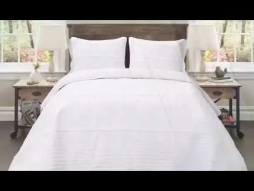 Pom Pom Stripe Quilt 3 Piece Set