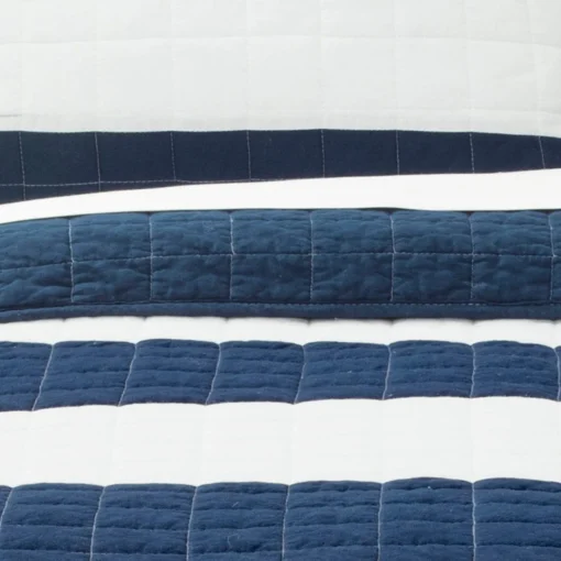 Stripe 3 Piece Quilt Set