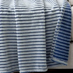 Super Cozy Ultra Soft Ribbed Faux Fur Throw