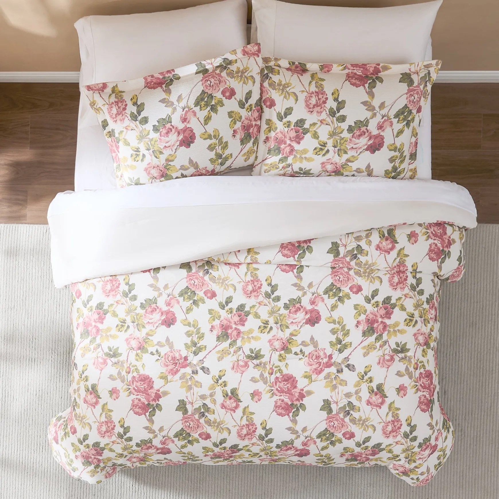 Vintage Rose Comforter Set