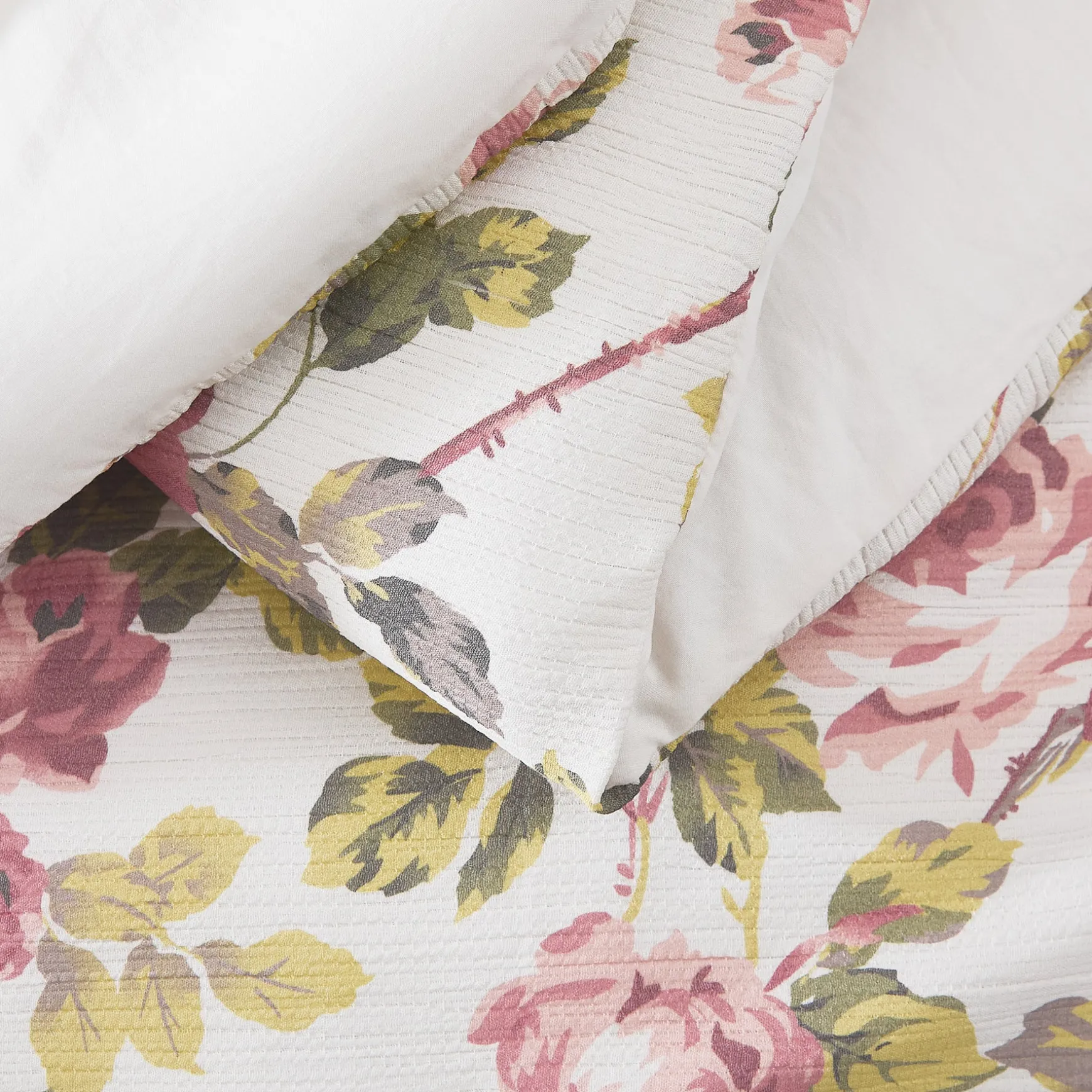 Vintage Rose Comforter Set